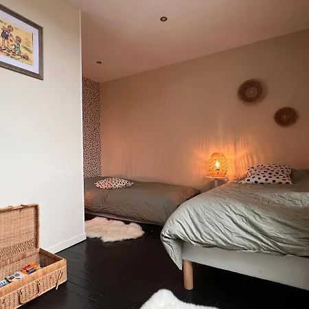 Le French Loft Plein De Charme Au Coeur De Pouvant Accueillir 8 Personnes Appartement Caen